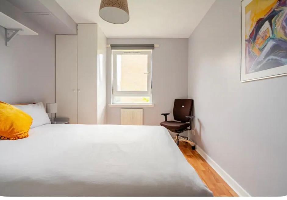 Modern Spacious Retreat Full Fibre Wi-Fi & Free Parking Edinburgh Eksteriør billede